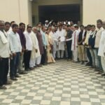 वादळी वाऱ्यामुळे केळी संत्राच्या बागा उध्वस्त आर्थिक संकटात असलेल्या नुकसान ग्रस्त शेतकऱ्यांना भरीव आर्थिक मदत द्या कॉग्रेस जिल्हाध्यक्ष प्रकाश पाटील