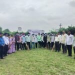 संग्रामपूरात संत गुलाब बाबा विद्यालयात स्वच्छता बाबत शपथ घेऊन श्रमदान केले माय भारतचा स्तृत्य उपक्रम